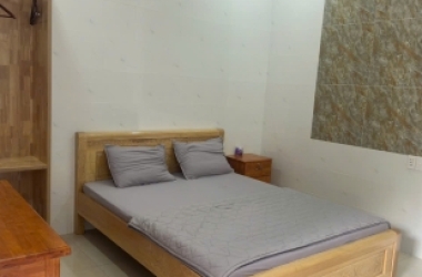 top-khach-san-ben-luc-uy-tin-gia-tot-nhat-2025-hoang-anhla